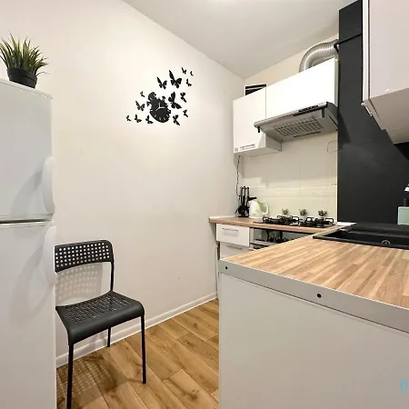 Homestay Stary Gleboka 14 P5 *